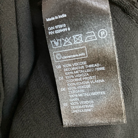 Embroidered Sleeveless Blouse H&M Sz 4 Black - Picture 2 of 5